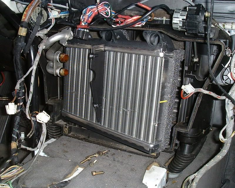 *DIY E34 heater core R&R (IHKA content)